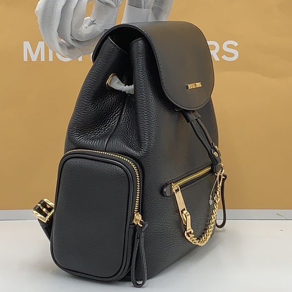 MICHAEL KORS
Jet Set Medium Pebbled Leather Backpack
Black
NWT - Picture 16 of 16